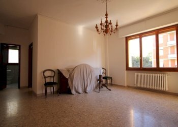 IMG_9490.JPG - Trilocale Via Giuseppe Campani, Firenze (zona Santa Maria Novella) - foto 8