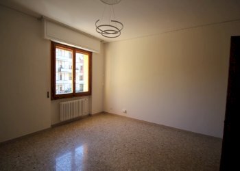 IMG_9499.JPG - Trilocale Via Giuseppe Campani, Firenze (zona Santa Maria Novella) - foto 12