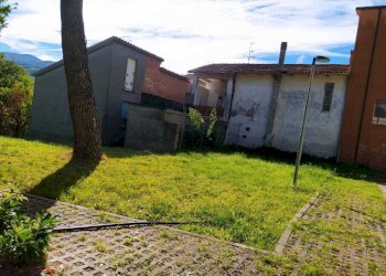 PHOTO-2025-10-16-15-07-49(3).jpg - Terratetto - Terracielo Via XXIV Maggio 140, Novafeltria - foto 3