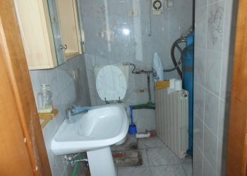 DSCN9885.JPG - Locale Commerciale Viale G. Puccini 1803, Lucca - foto 6