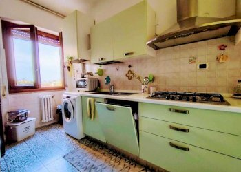 f5bbdeca-6c11-4fd9-92d5-288a6dde6364.jpg - Quadrilocale Sarzana - foto 4