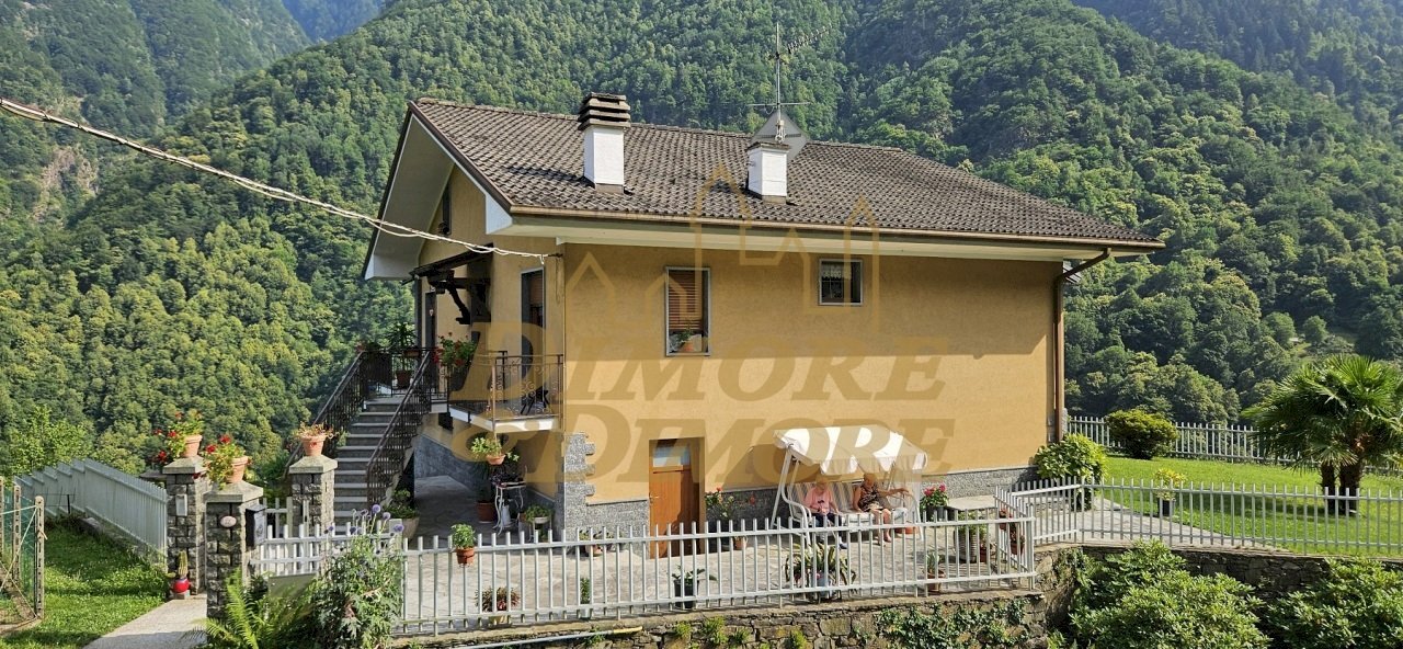 casa lato montagna.jpg - Villa Calasca-Castiglione - foto 3
