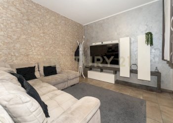 Via A.Di Sangiuliano 42c (21).jpg - Casa semi indipendente Via A. di Sangiuliano 42, Sant'Agata Li Battiati - foto 12