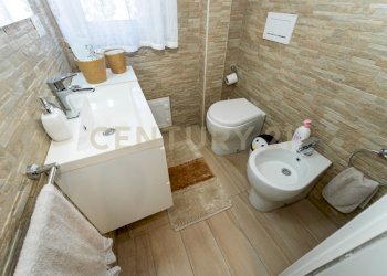 Via A.Di Sangiuliano 42c (45).jpg - Casa semi indipendente Via A. di Sangiuliano 42, Sant'Agata Li Battiati - foto 28