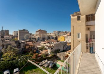 Via Ammiraglio Toscano 5 CT (30).jpg - Appartamento Via Ammiraglio Toscano 5, Catania - foto 2