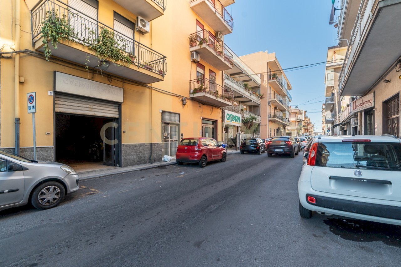 DSC07147.jpg - Male - Female Hairdressers Misterbianco - photo 2
