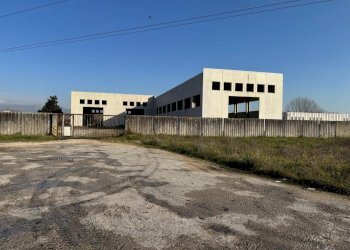 IMG-20251219-WA0000.jpg - Commercial Premises Via Morolense, Ceccano - photo 1