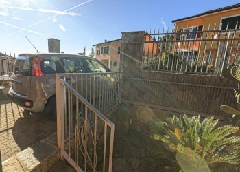 GIARDINO SUPERIORE (3) (Copy).jpg - Casa semi indipendente Via Porcile  1 Q, Genova (zona Bolzaneto) - foto 23