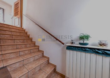 scale - Casa semi indipendente VIA FRANCESCO DE SANCTIS 18, Seregno - foto 3