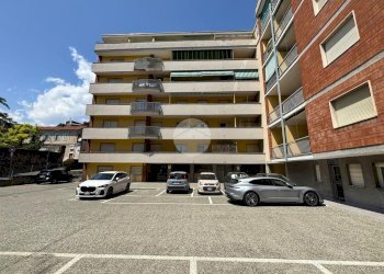 Appartamento Via Cuniberti, Ivrea - foto 2