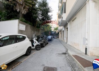 Bilocale Via Angelo Carrara, 212 
 Quarto, Genova (zona Quarto) - foto 30