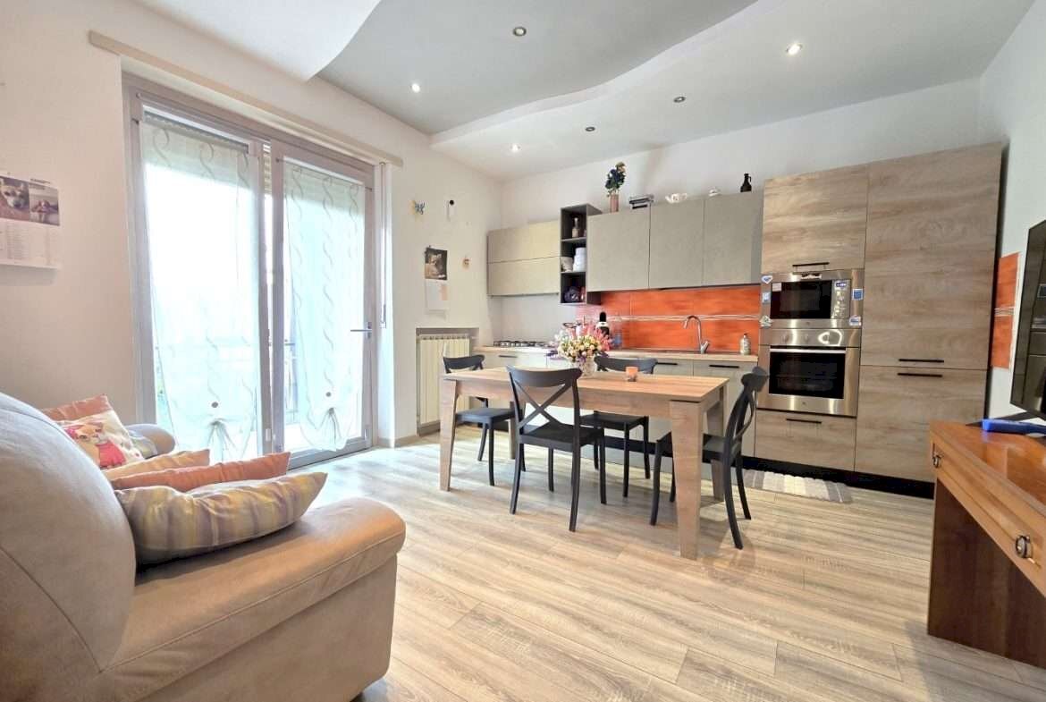 Three-room apartment Alba - photo 1