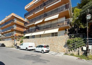 Trilocale Alassio - foto 41