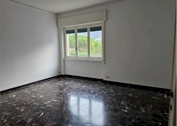 Trilocale Genova (zona Quarto) - foto 1