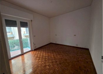 Trilocale Genova (zona Quarto) - foto 3