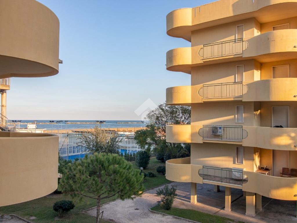 Three-room apartment Viale G. Carducci, Cesenatico - photo 1