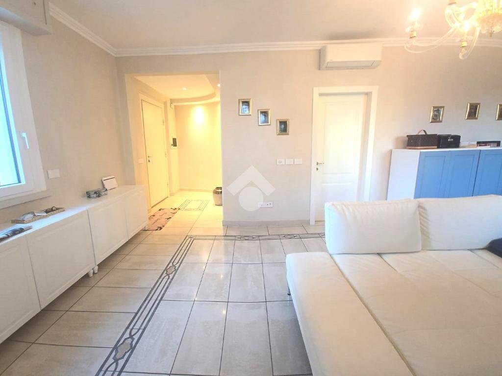 Porzione di casa Via Alfredo Catalani, Rimini - foto 2