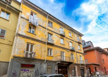 Trilocale Via S. Giuseppe Benedetto Cottolengo, Torino (zona Valdocco) - foto 1