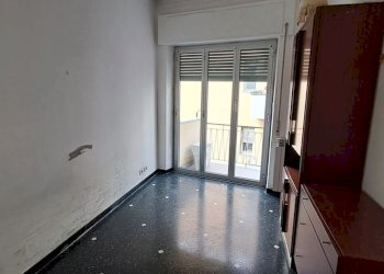 Quadrilocale via Robino, Genova (zona Marassi) - foto 8