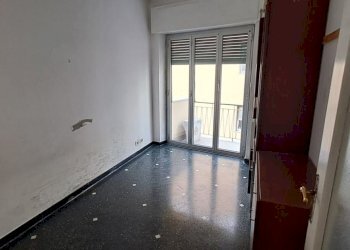 Quadrilocale via Robino, Genova (zona Marassi) - foto 9