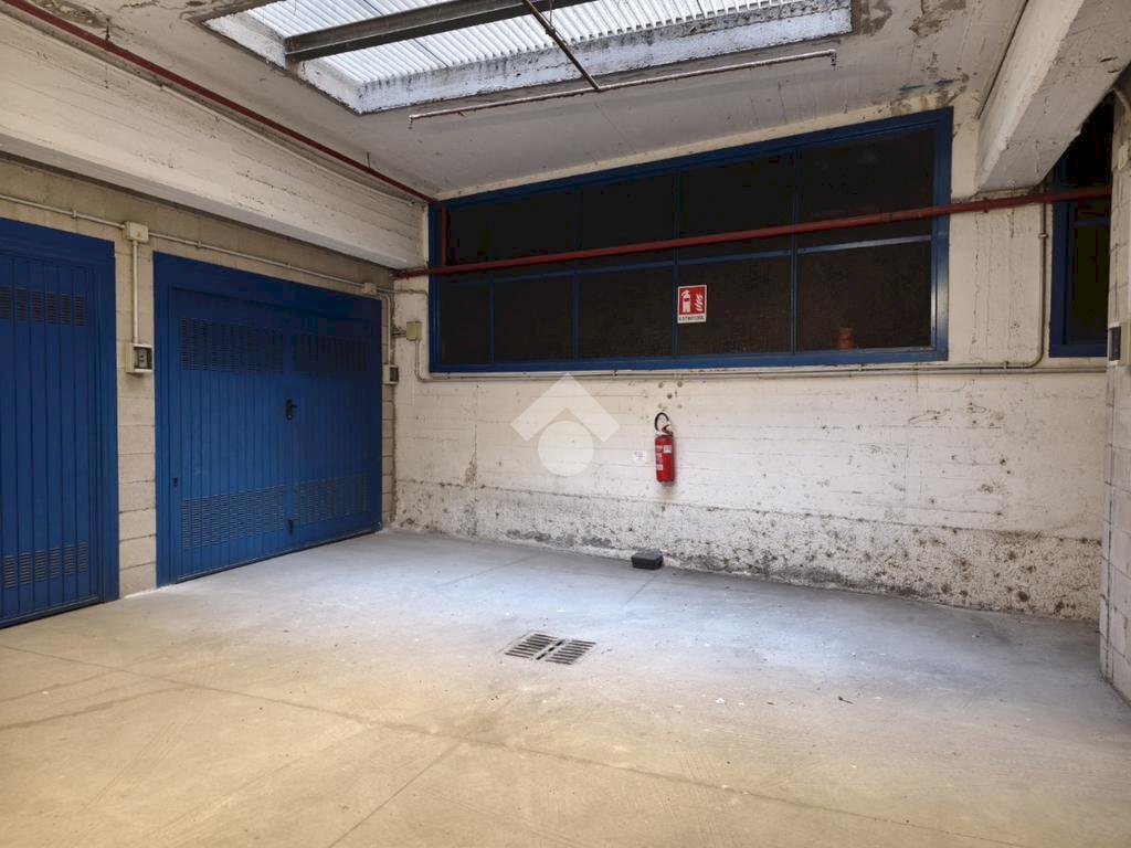 Box Corso Taranto, Torino (neighborhood Barriera Milano) - photo 3