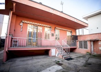 Casa semi indipendente Via Emilio de Marchi, Torino (zona Borgo Vittoria) - foto 2