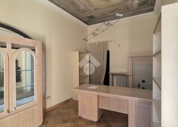 Negozio Via Carlo Pisacane, Castrocaro Terme e Terra del Sole - foto 3