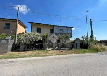 Trilocale Via Grattacoppa, Ravenna (zona Grattacoppa) - foto 1