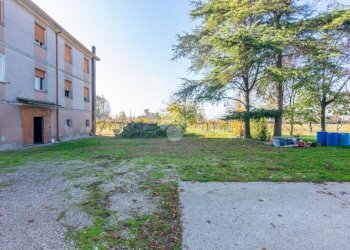 Villa Via Giuseppe Fabbri, Ferrara - photo 6