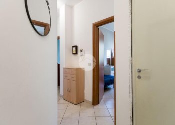 Three-room apartment Via Papa Giovanni XXIII, Bollate - photo 24