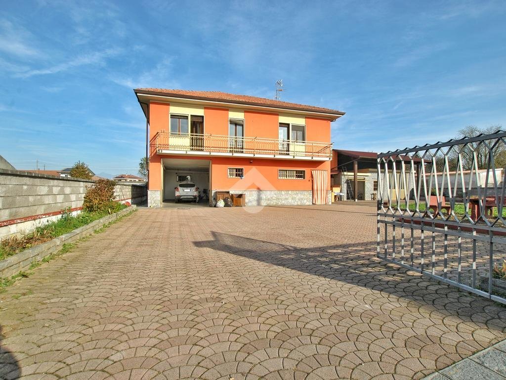 Villa Via Sant'Anna, Cigliano - photo 1