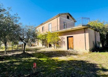 Foto 1 - Casa indipendente via chiocche del forno, Mirabella Eclano - foto 1