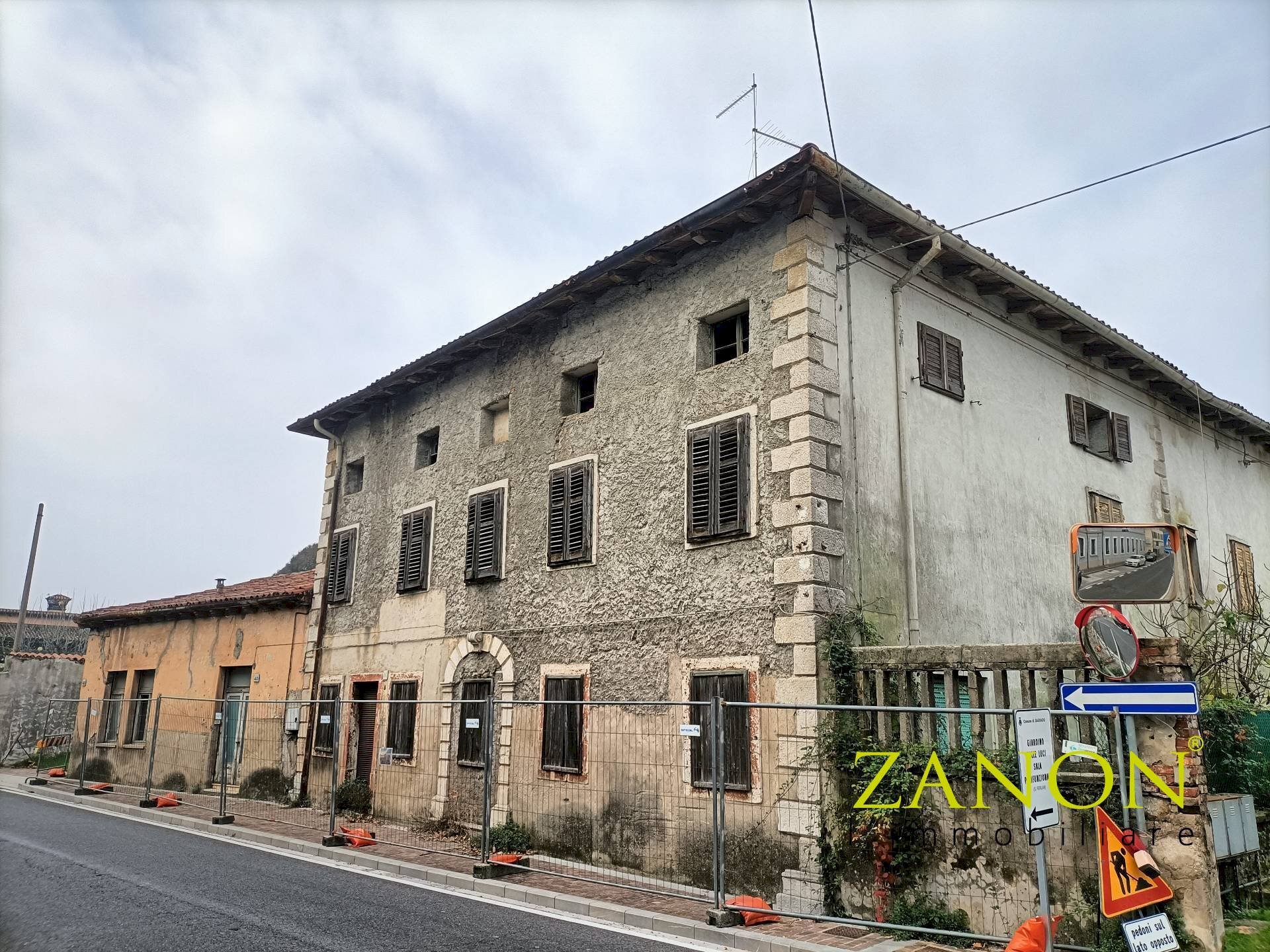 Foto 2 - Stabile - Palazzo Via Dante Alighieri, Sagrado - foto 2