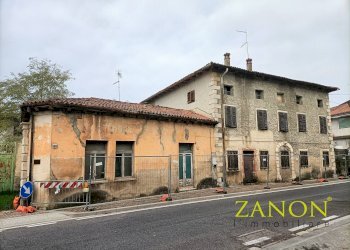 Foto 1 - Stabile - Palazzo Via Dante Alighieri, Sagrado - foto 1