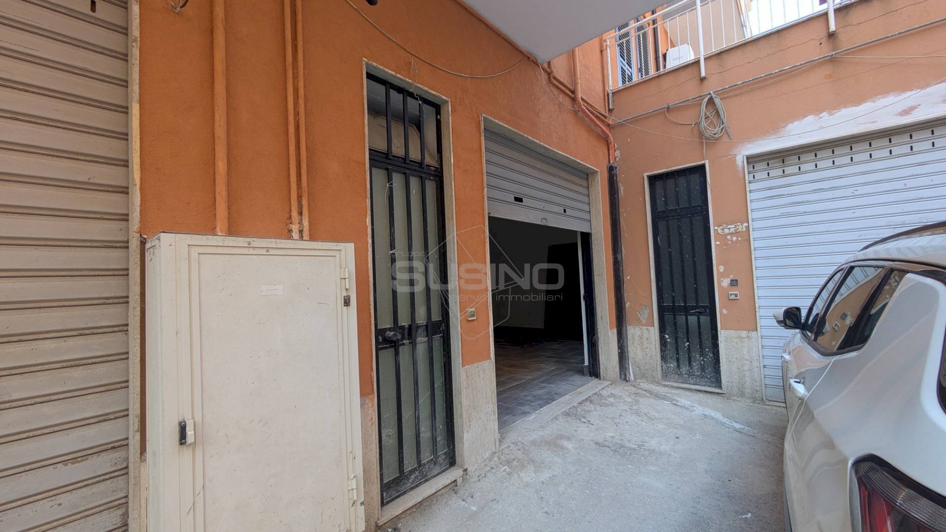 Foto 3 - Box VIA MODICA
 
3, Siracusa - foto 3