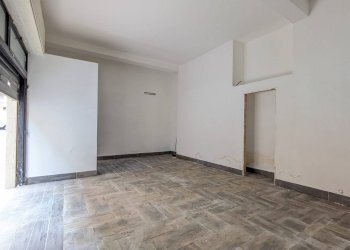 Foto 7 - Box VIA MODICA
 
3, Siracusa - foto 7