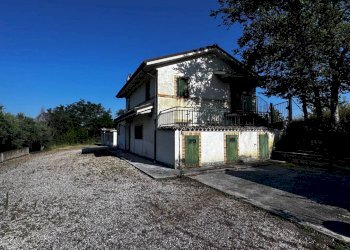 Foto 1 - Casa indipendente Montottone - foto 1