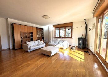 Foto 1 - Casa semi indipendente VIA BROGANELLI, Fabriano - foto 1