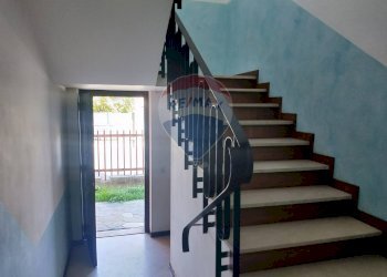 Scale - Negozio Via IV Novembre
 
11 - 9, Benna - foto 13