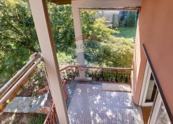 Terrazza - Negozio Via IV Novembre
 
11 - 9, Benna - foto 16