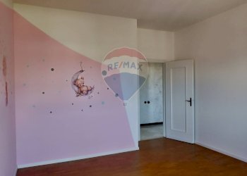 Stanza vuota - Negozio Via IV Novembre
 
11 - 9, Benna - foto 19