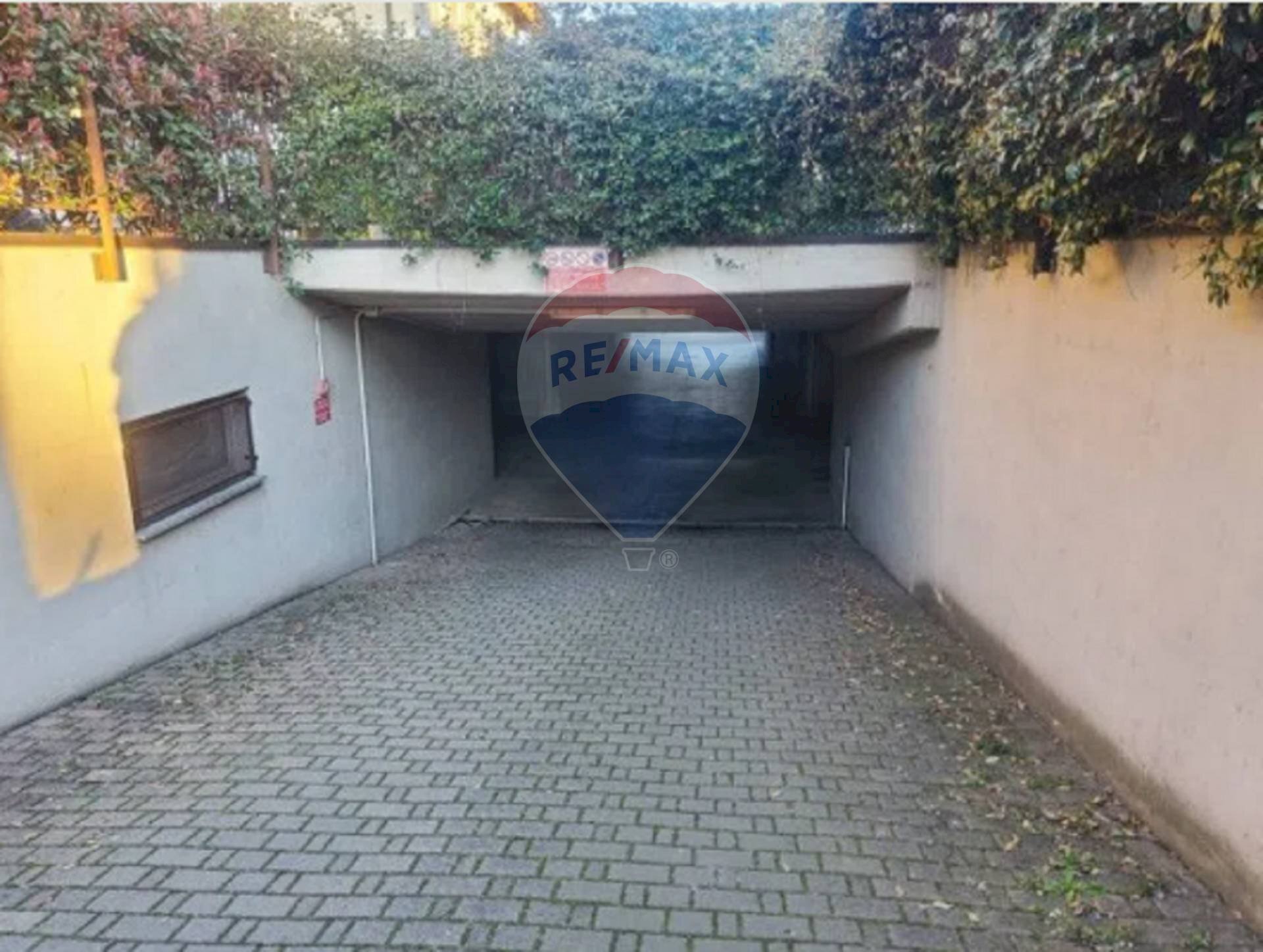 Parcheggio - Box via DON GIUSEPPE RAVAZZI
 
27, Cassinetta di Lugagnano - photo 2