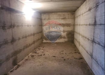 Non correlato - Box via DON GIUSEPPE RAVAZZI
 
27, Cassinetta di Lugagnano - foto 7