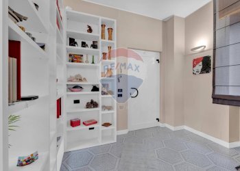 Hall / corridoio - Villa via Milano, Rho - foto 8