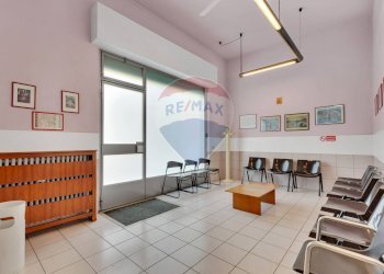 Sala d\'attesa - Negozio Via Vittorio Veneto
79, Brugherio - foto 5