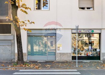 Edificio all\'aperto - Negozio Via Vittorio Veneto
79, Brugherio - foto 20