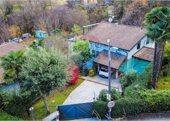 Casa all\'aperto - Villa Via Ponte Tresa
 
22, Cadegliano-Viconago - foto 5