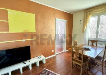 Sala da pranzo - Villa Via Ponte Tresa
 
22, Cadegliano-Viconago - foto 16