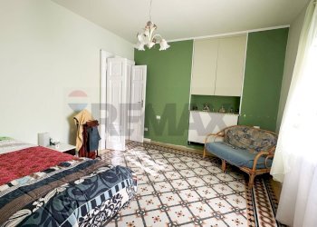 Camera / camera da letto - Villa Via Ponte Tresa
 
22, Cadegliano-Viconago - foto 22
