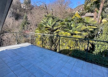 Terrazza - Villa Via Ponte Tresa
 
22, Cadegliano-Viconago - foto 31